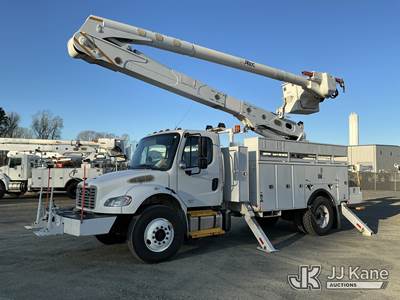 Altec AA55E-MH, 61 ft, Material Handling Bucket Truck