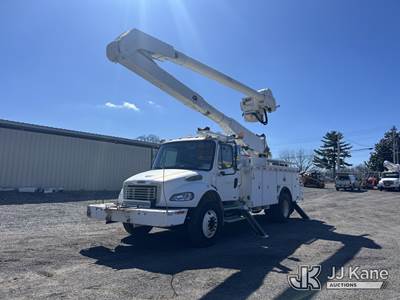 Altec AA755L, 60 ft, Material Handling Bucket Truck