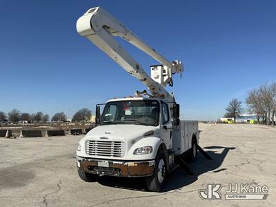 Altec AA755, 60 ft, Material Handling Bucket Truck