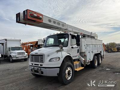 Versalift VO360XMHI01, 65 ft, Over-Center Material Handling Bucket Truck