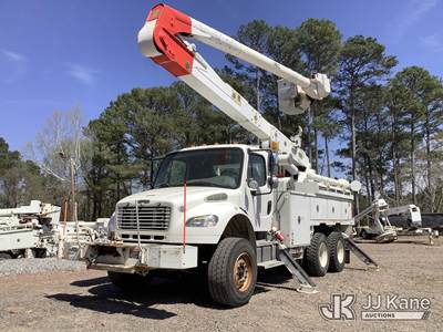 Altec AA55E, 61 ft, Material Handling Bucket Truck