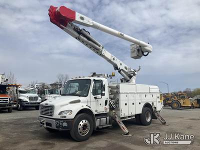 Altec AM55-MH, 60 ft, Over-Center Material Handling Bucket Truck