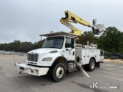 Altec AT40M, 45 ft, Articulating & Telescopic Material Handling Bucket Truck