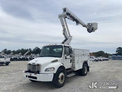 Altec TA40, 46 ft, Articulating & Telescopic Bucket Truck