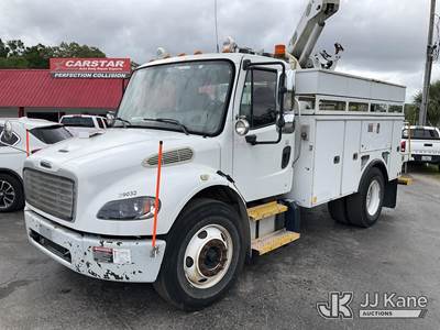 Altec L42A, 47 ft, Over-Center Bucket Truck