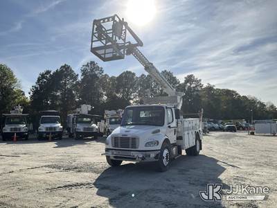 Altec AT40C, 39 ft, Telescopic Non-Insulated Cable Placing Bucket Truck