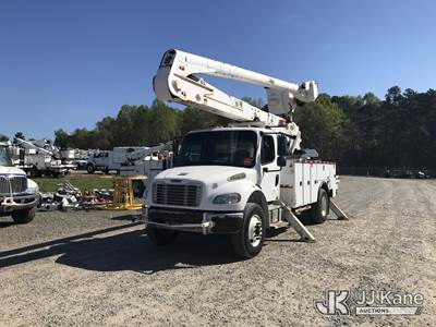 Altec AA55-MH, 60 ft, Material Handling Bucket Truck
