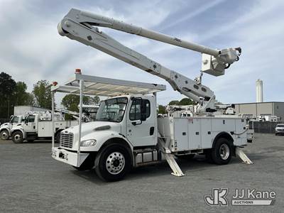 Altec AA55-MH, 60 ft, Material Handling Bucket Truck