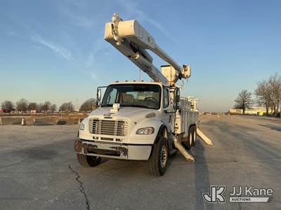 Altec AM60E, 65 ft, Over-Center Material Handling Bucket Truck
