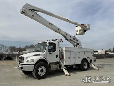 Altec AA55E-MH, 61 ft, Material Handling Bucket Truck