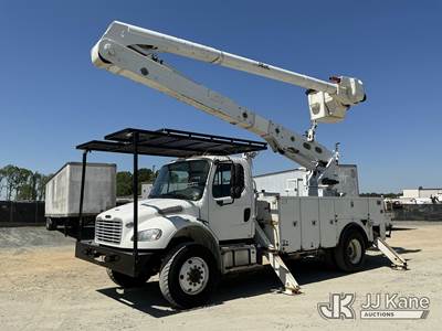 Altec AA55-MH, 60 ft, Material Handling Bucket Truck