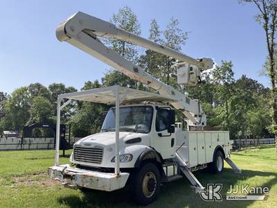 Altec AA755, 60 ft, Material Handling Bucket Truck