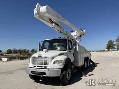 Altec AM60E, 65 ft, Over-Center Material Handling Bucket Truck