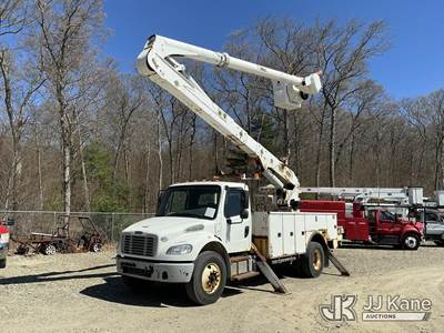 Altec AA55, 61 ft, Material Handling Bucket Truck