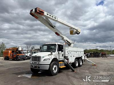 Versalift V0360XMH1-01, 65 ft, Over-Center Material Handling Bucket Truck