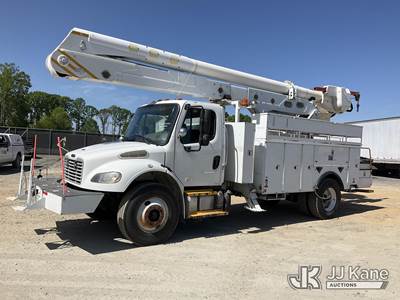 Altec AA55E-MH, 60 ft, Material Handling Bucket Truck