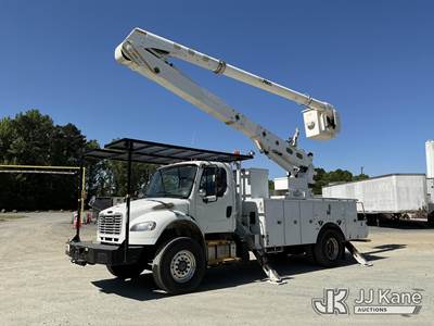 Altec AA55, 60 ft, Bucket Truck