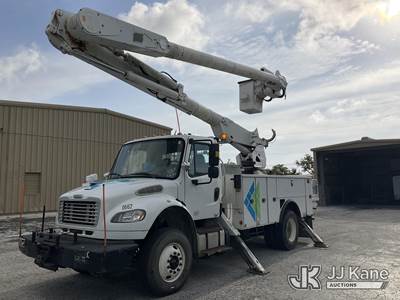 Altec AM855-MH, 60 ft, Over-Center Material Handling Bucket Truck