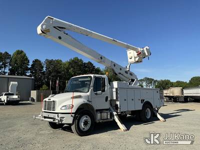 Altec AA55-MH, 60 ft, Material Handling Bucket Truck