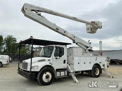 Altec AA55E-MH, 60 ft, Material Handling Bucket Truck