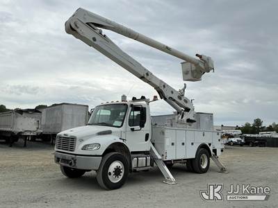 Altec AA55-MH, 60 ft, Material Handling Bucket Truck