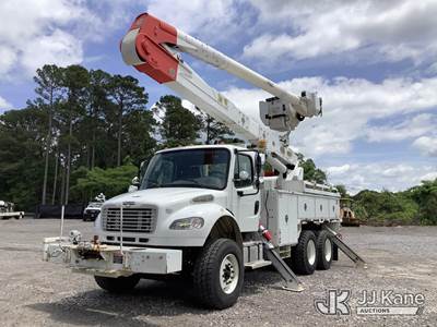 Altec AA55E-MH, 60 ft, Material Handling Bucket Truck
