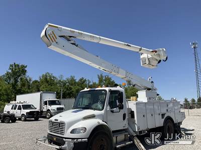 Altec AA55-MH, 60 ft, Material Handling Bucket Truck