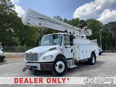 Altec AA55-MH, 60 ft, Material Handling Bucket Truck