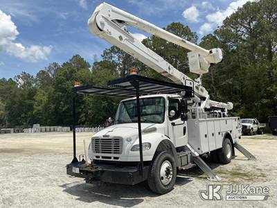 Altec AA55E-MH, 61 ft, Material Handling Bucket Truck