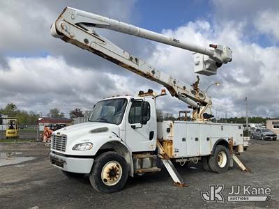 Altec AA55-MH, 60 ft, Material Handling Bucket Truck