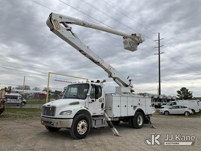 Altec AA55-MH, 60 ft, Articulating Material Handling Bucket Truck