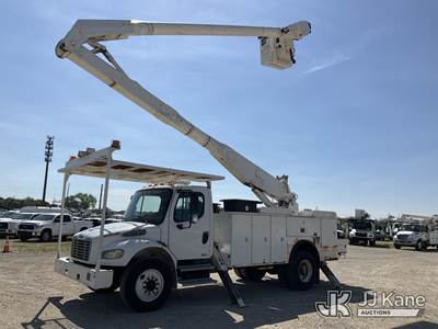 Altec AA755L, 60 ft, Articulating Non-Over Center Bucket Truck
