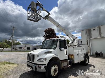 Altec T40P, 40 ft, Telescopic Non-Insulated Cable Placing Bucket Truck