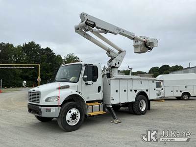 Altec TA45-MH, 50 ft, Articulating & Telescopic Material Handling Bucket Truck