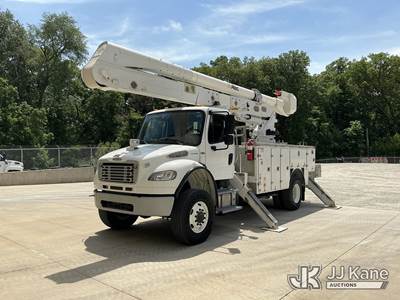 Altec AN55E, 61 ft, Material Handling Bucket Truck