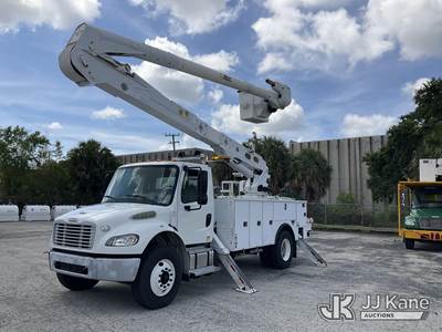 Altec AN55E-OC, 61 ft, Over-Center Material Handling Bucket Truck