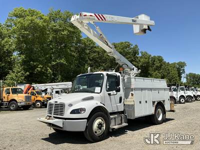 Versalift V043I-01, 48 ft, Over-Center Bucket Truck
