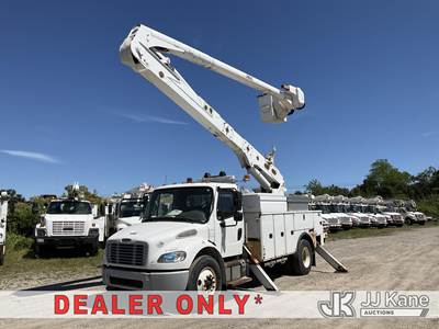 Altec AA55-MH, 60 ft, Material Handling Bucket Truck