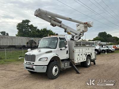 Altec L45M, 50 ft, Over-Center Material Handling Bucket Truck