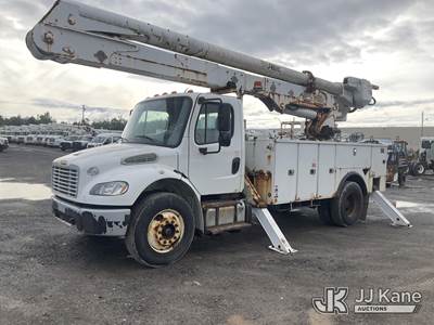 Altec AN55E, 61 ft, Material Handling Bucket Truck