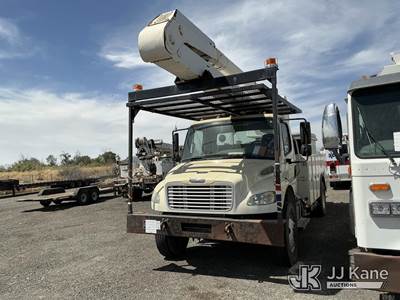 Altec AA755, 60 ft, Material Handling Bucket Truck