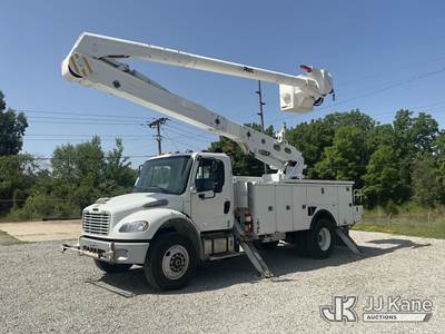 Altec AA55-MH, 60 ft, Material Handling Bucket Truck