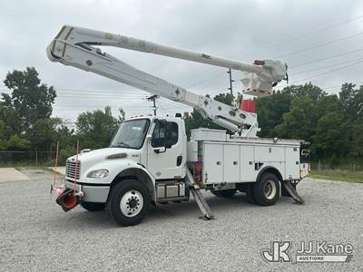 Altec AM55-MH, 61 ft, Material Handling Bucket Truck