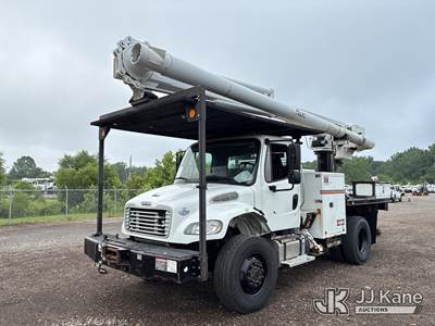 Altec LR758RM, 63 ft, Over-Center Bucket Truck