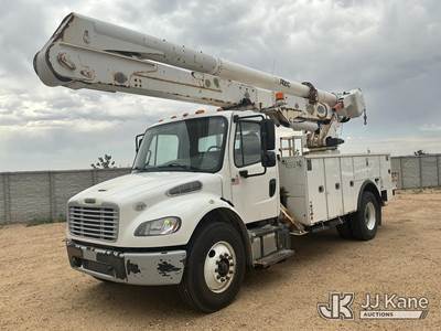 Altec AA55-MH, 61 ft, Material Handling Bucket Truck