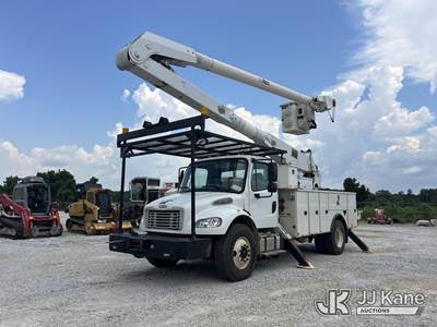 Altec AA755-MH, 60 ft, Material Handling Bucket Truck