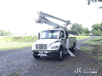 Altec AN55, 61 ft, Material Handling Bucket Truck