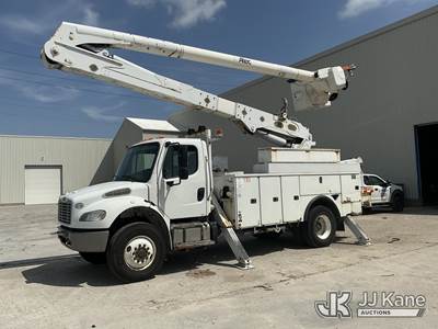 Altec AA55, 60 ft, Material Handling Bucket Truck