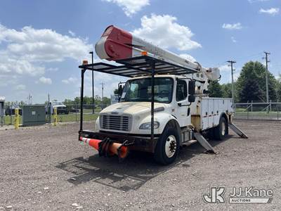 Altec AA55-MH, 60 ft, Material Handling Bucket Truck