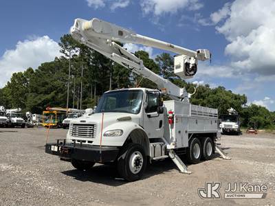Altec AM855-MH, 60 ft, Over-Center Material Handling Bucket Truck